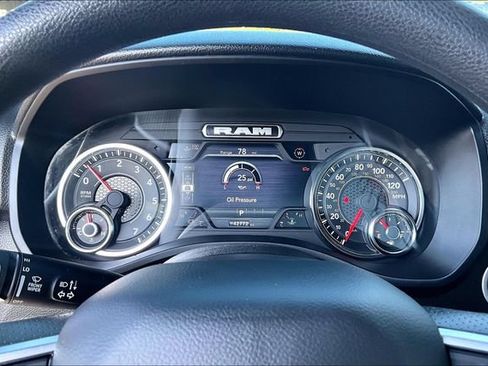 Used 2025 RAM 1500 Warlock AWD/4WD image 19