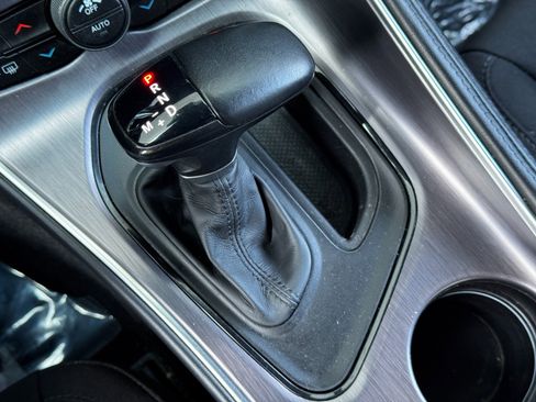 Used 2018 Dodge Challenger SXT w/ Blacktop Package image 29