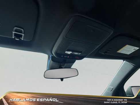 Used 2025 GMC Acadia Elevation image 22