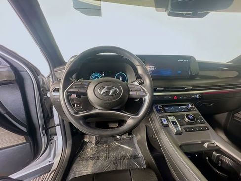 Used 2024 Hyundai Palisade Calligraphy FWD image 14