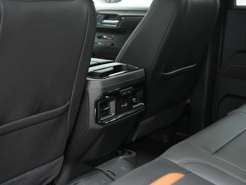 New 2026 GMC Sierra 1500 AT4 w/ AT4 Premium Package image 18