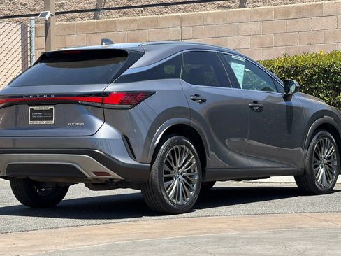 Certified 2023 Lexus RX 350 FWD w/ Accessory Package (Z1) image 4