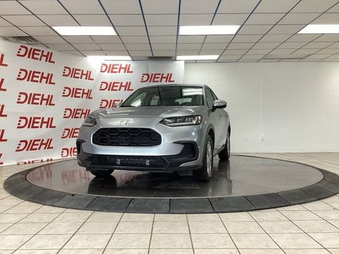 Used 2024 Honda HR-V LX image 3