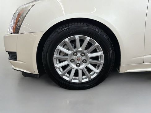 Used 2013 Cadillac CTS Luxury w/ Wood Trim Package AWD/4WD image 33