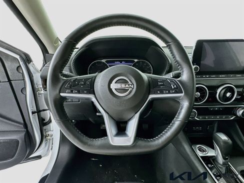 Used 2024 Nissan Sentra SV w/ All-Weather Package FWD image 11