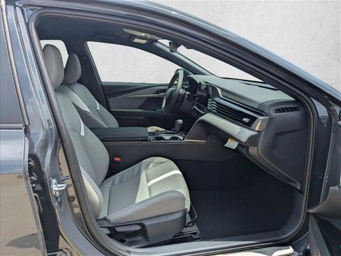 Certified 2025 Toyota Camry SE image 20