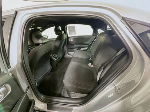 Used 2024 Hyundai Ioniq 6 SE RWD image 26