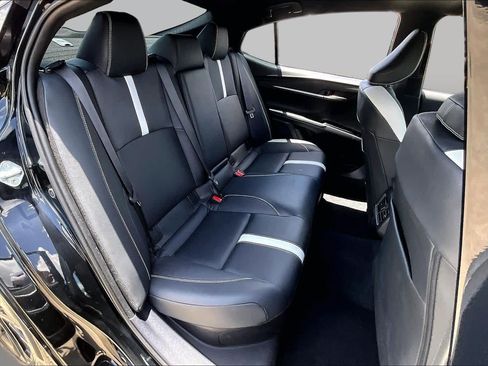 Used 2025 Toyota Camry SE w/ Convenience Package FWD image 20