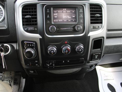 Used 2023 RAM 1500 Classic SLT w/ Protection Group AWD/4WD image 14