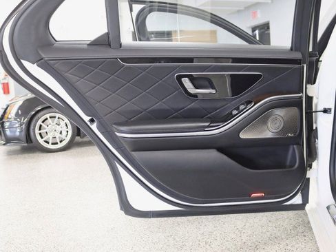 Used 2021 Mercedes-Benz S 580 4MATIC Sedan image 36