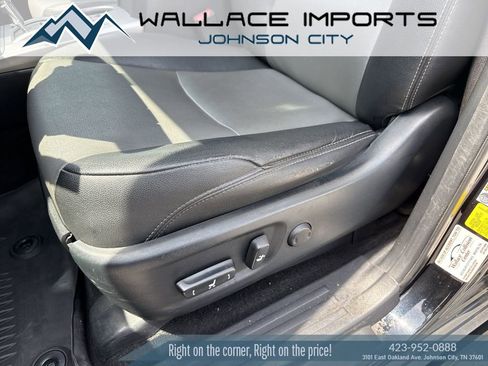 Used 2020 Toyota 4Runner SR5 Premium w/ Moonroof Package AWD/4WD image 15
