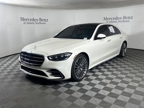 Certified 2022 Mercedes-Benz S 580 4MATIC Sedan image 3