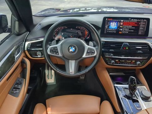 Used 2022 BMW 540i xDrive w/ M Sport Package AWD/4WD image 16