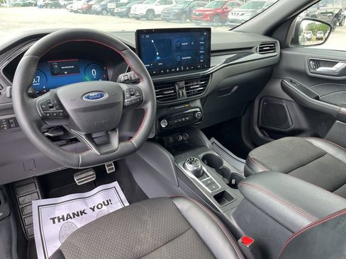 Used 2024 Ford Escape ST-Line Select w/ Tech Pack #2 image 12