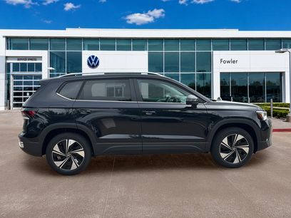 New 2026 Volkswagen Taos SE