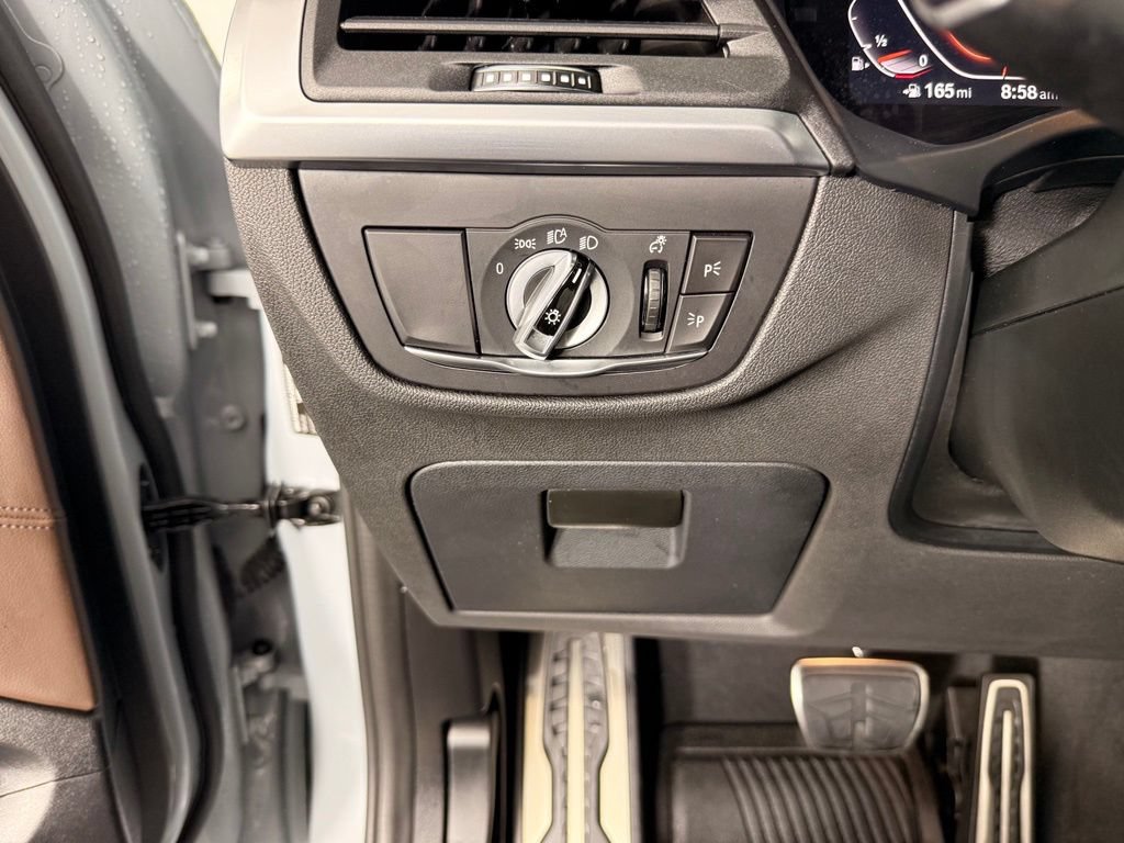 Used 2023 BMW X4 xDrive30i w/ M Sport Package AWD/4WD image 27