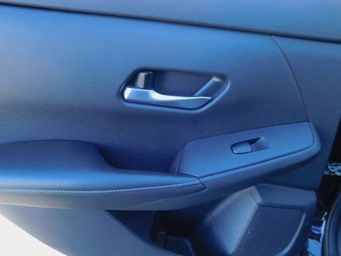 Used 2023 Nissan Sentra SV image 23