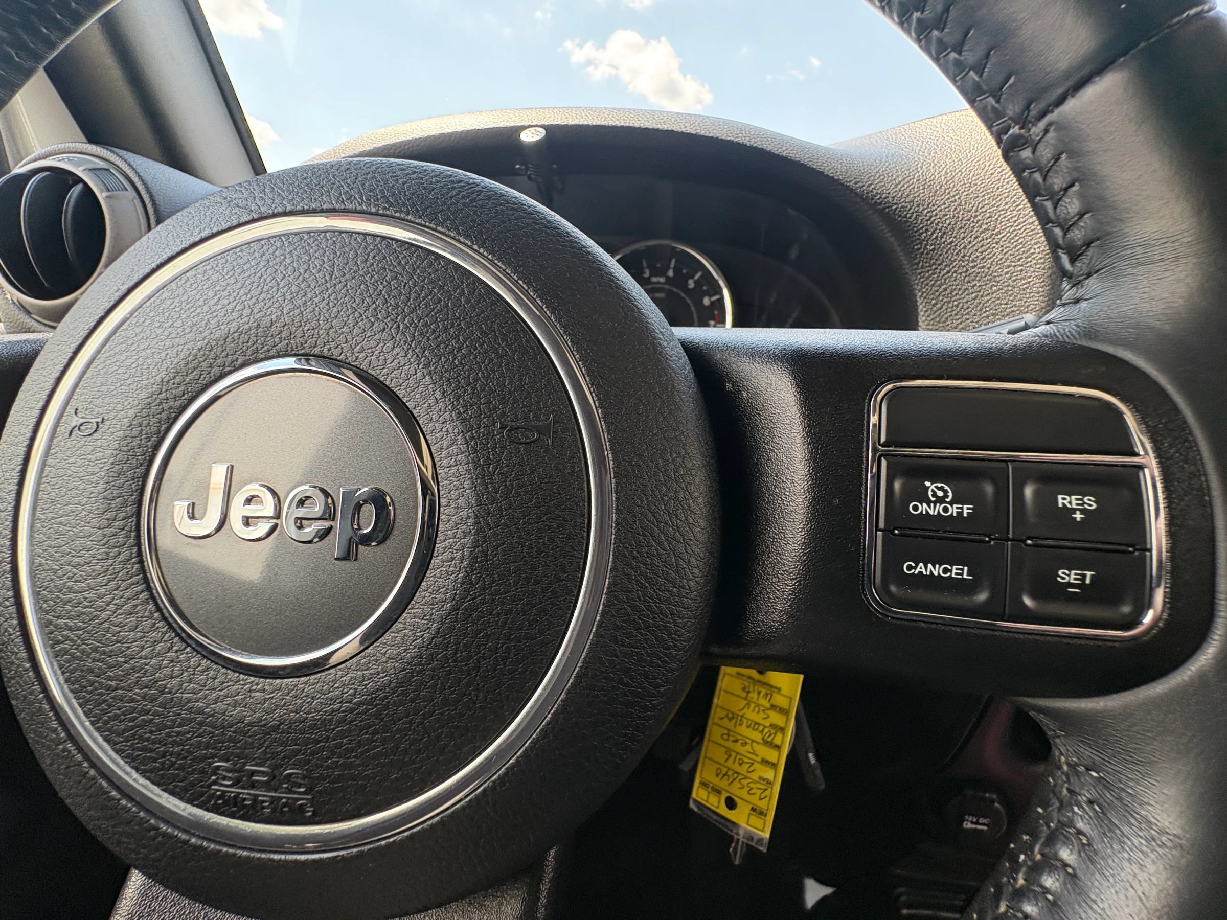 Used 2016 Jeep Wrangler Unlimited Sport w/ Connectivity Group AWD/4WD image 26