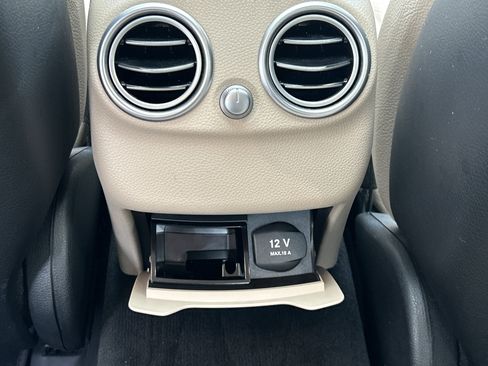 Used 2019 Mercedes-Benz C 300 Sedan image 39
