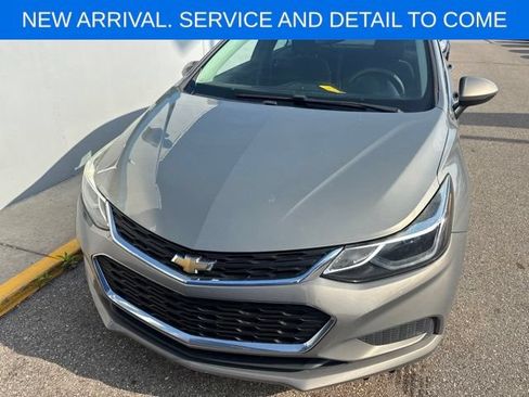 Certified 2017 Chevrolet Cruze LT w/ Convenience Package FWD image 3