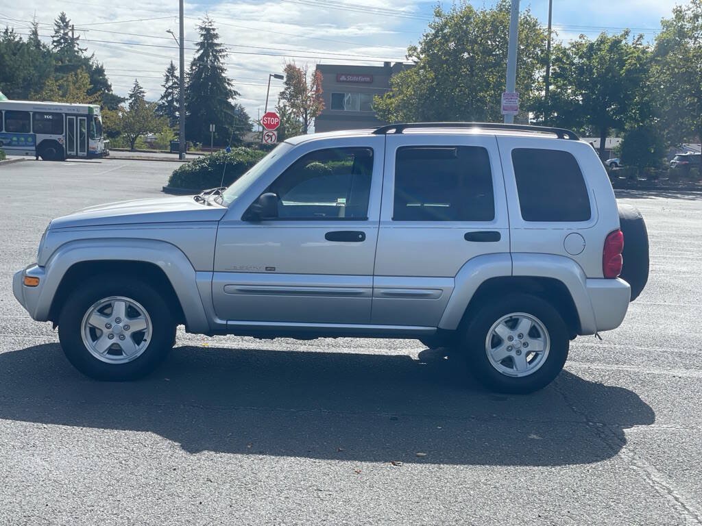 Used 2003 Jeep Liberty Limited AWD/4WD image 6
