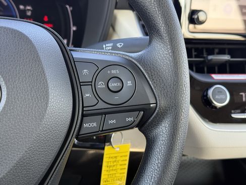 Used 2026 Toyota Corolla LE image 26