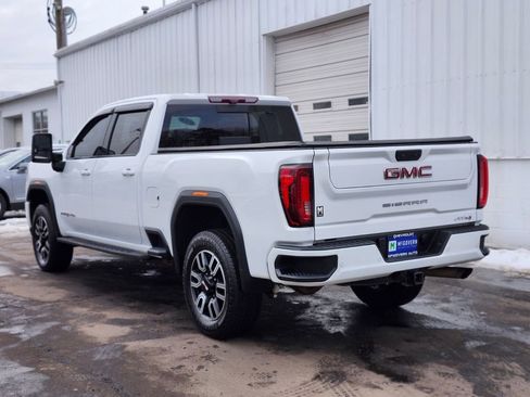 Used 2021 GMC Sierra 2500 AT4 w/ AT4 Premium Plus Package image 3