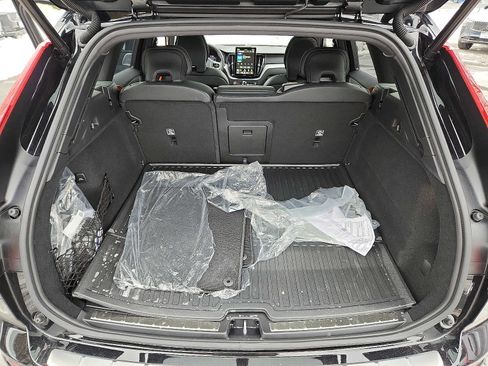 Used 2026 Volvo XC60 T8 Polestar w/ Protection Package Premier image 27