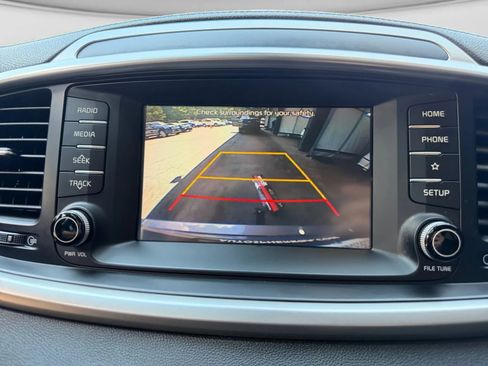 Used 2020 Kia Sorento EX FWD image 37