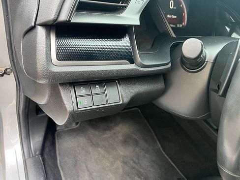 Used 2021 Honda Civic Sport image 22