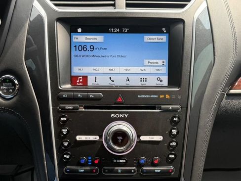 Used 2018 Ford Explorer Platinum AWD/4WD image 21