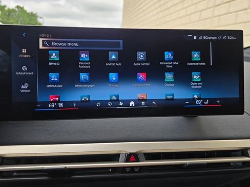 Used 2024 BMW iX xDrive50 w/ Sport Package AWD/4WD image 62