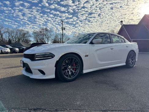 Used 2015 Dodge Charger SRT w/ Harman/Kardon Audio Group image 10