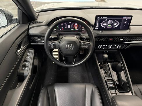 Used 2023 Honda Accord Sport image 18