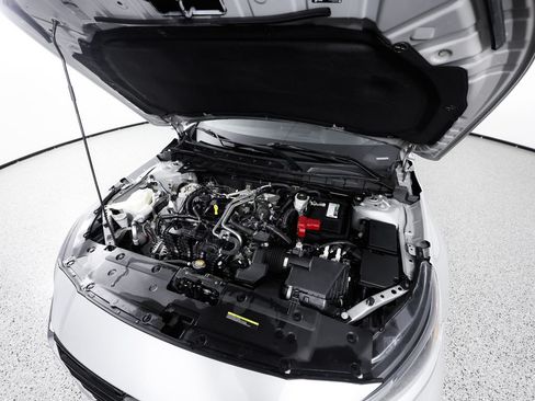 Used 2023 Nissan Altima 2.5 SV FWD image 12