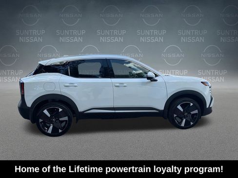 Used 2025 Nissan Kicks SR AWD/4WD image 7