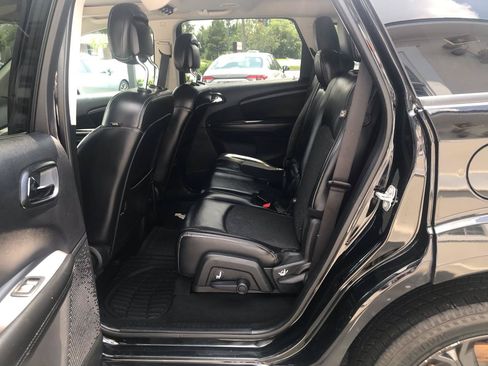 Used 2020 Dodge Journey Crossroad FWD image 9