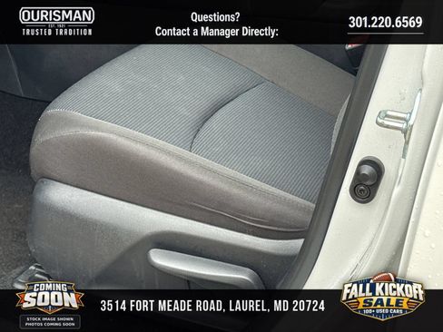 Used 2025 Toyota RAV4 LE AWD/4WD image 7