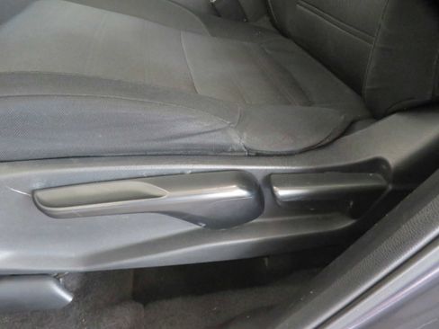 Used 2018 Honda CR-V LX image 14