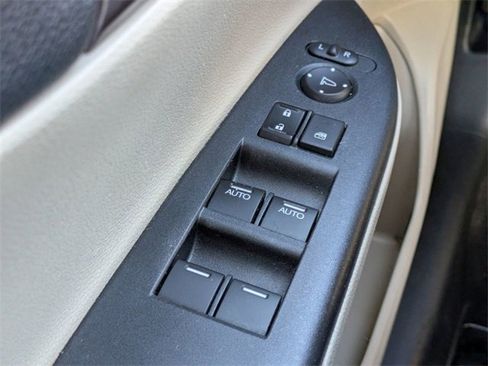 Used 2016 Honda Accord EX-L image 26