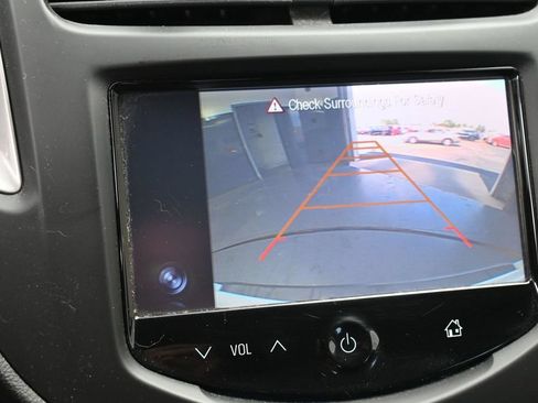 Used 2016 Chevrolet Trax LT w/ LT Convenience Package FWD image 31