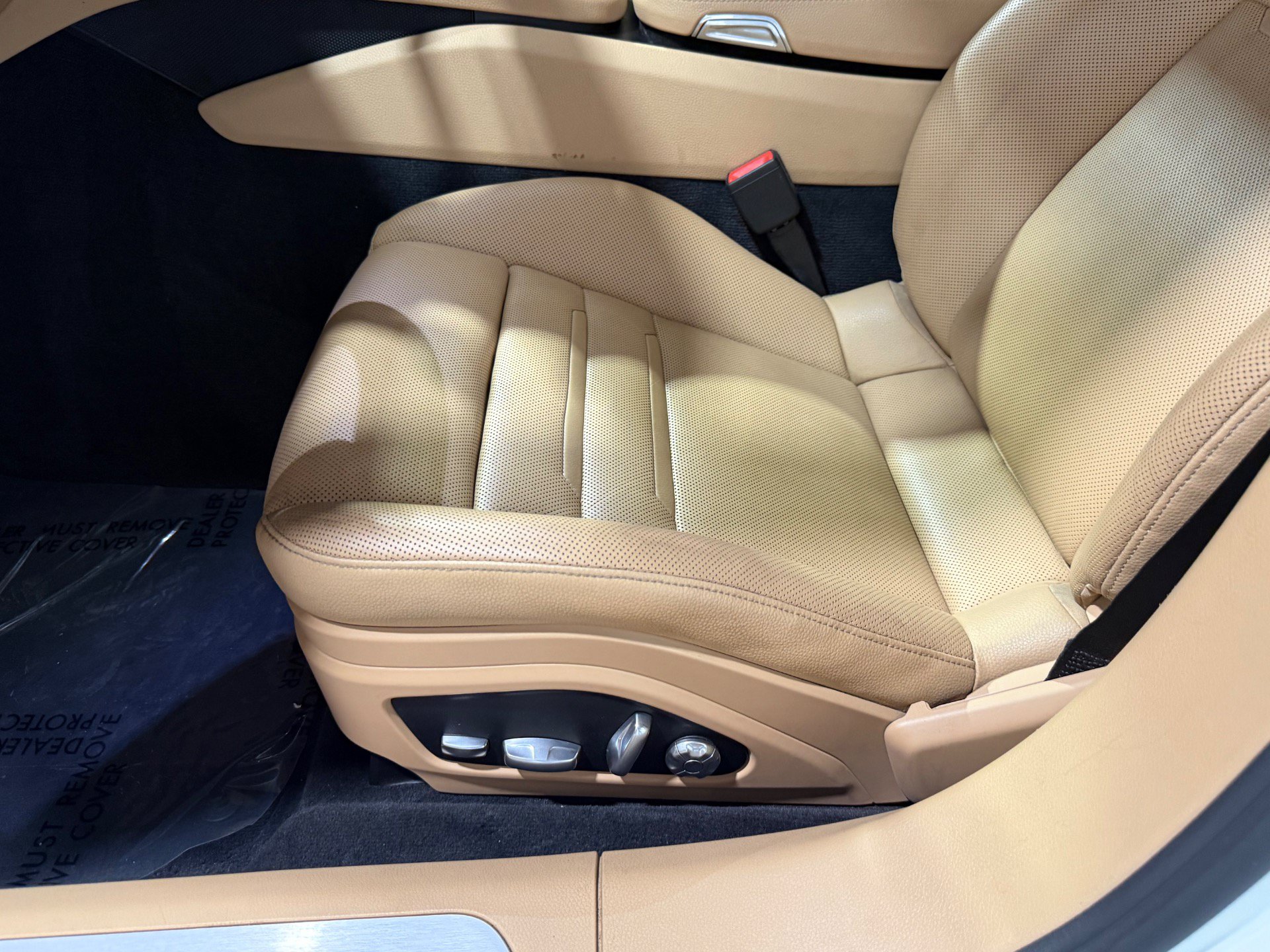 Used 2017 Porsche Panamera 4S AWD/4WD image 23