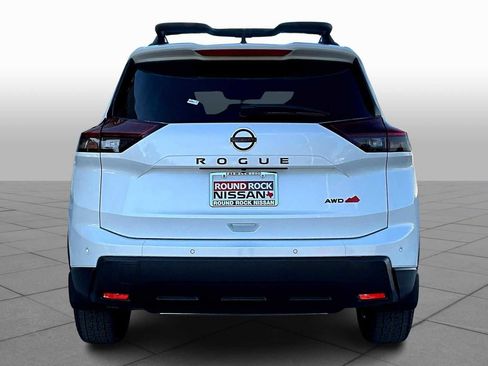 New 2026 Nissan Rogue SV image 4