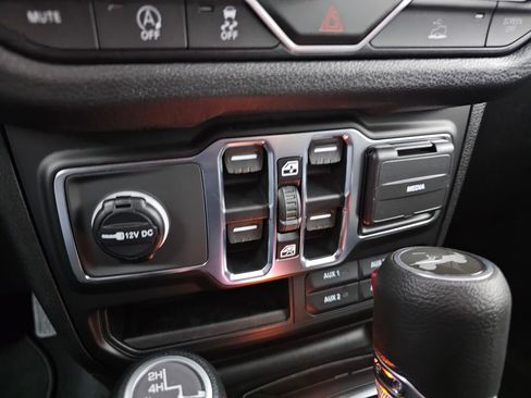 New 2026 Jeep Wrangler Unlimited Sport AWD/4WD image 29