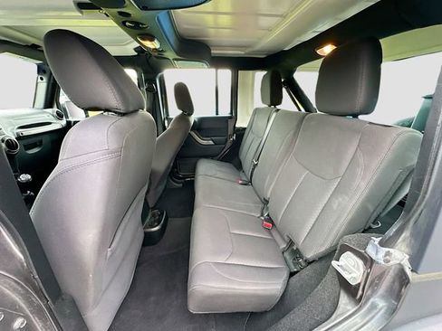 Used 2018 Jeep Wrangler Unlimited Sport w/ Connectivity Group image 20