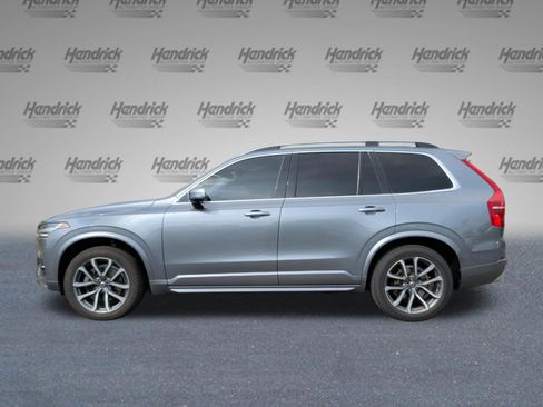 Used 2017 Volvo XC90 T6 Momentum w/ Vision Package AWD/4WD image 10