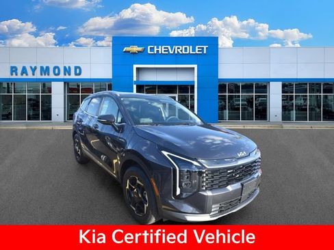 Certified 2026 Kia Sportage EX AWD/4WD image 1