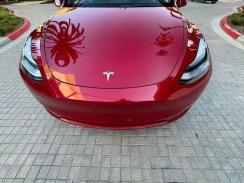 Used 2023 Tesla Model Y 2WD image 45