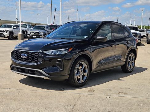 Used 2025 Ford Escape ST-Line image 8