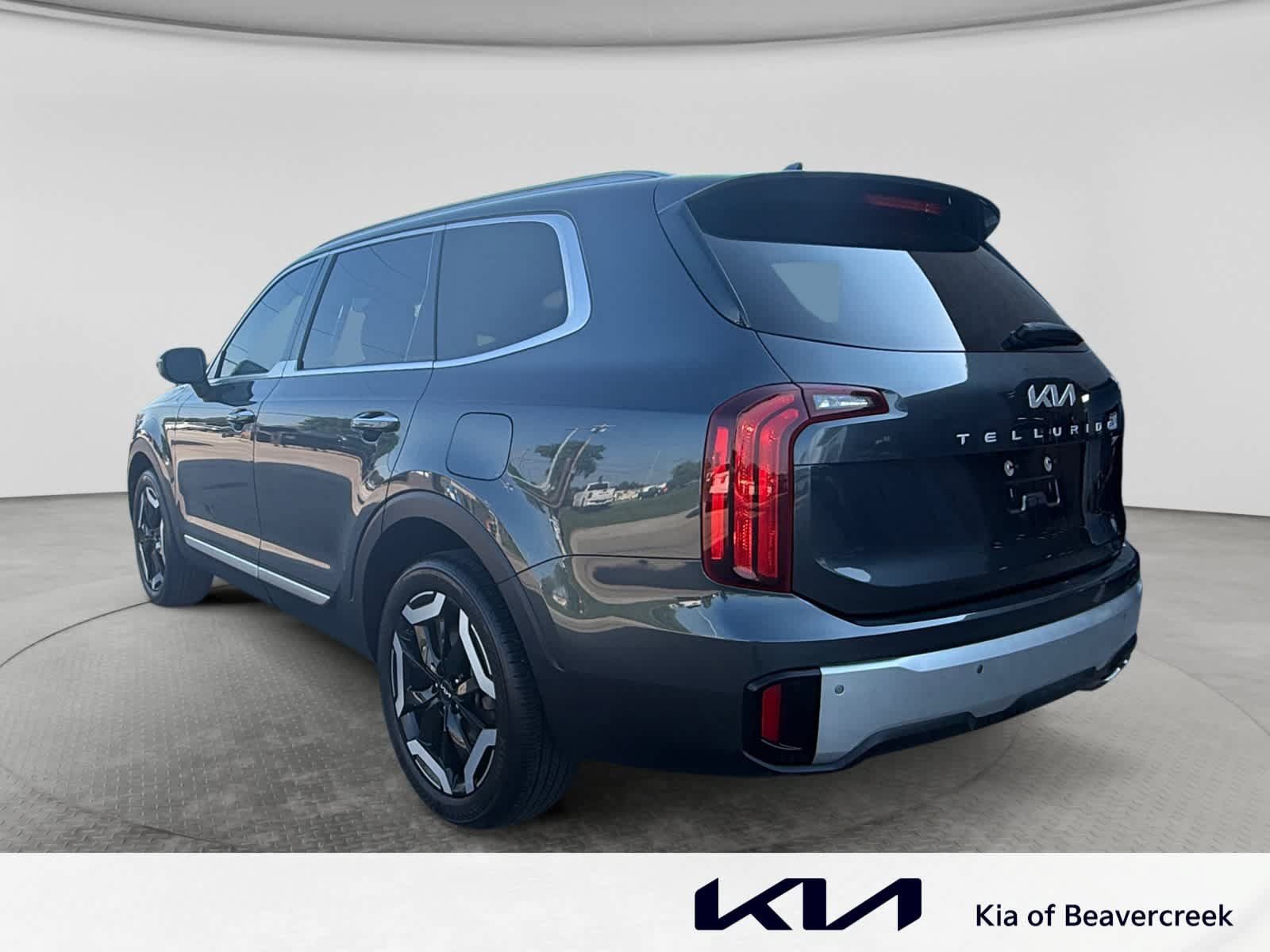 Certified 2024 Kia Telluride S w/ S Sunroof Package FWD image 7